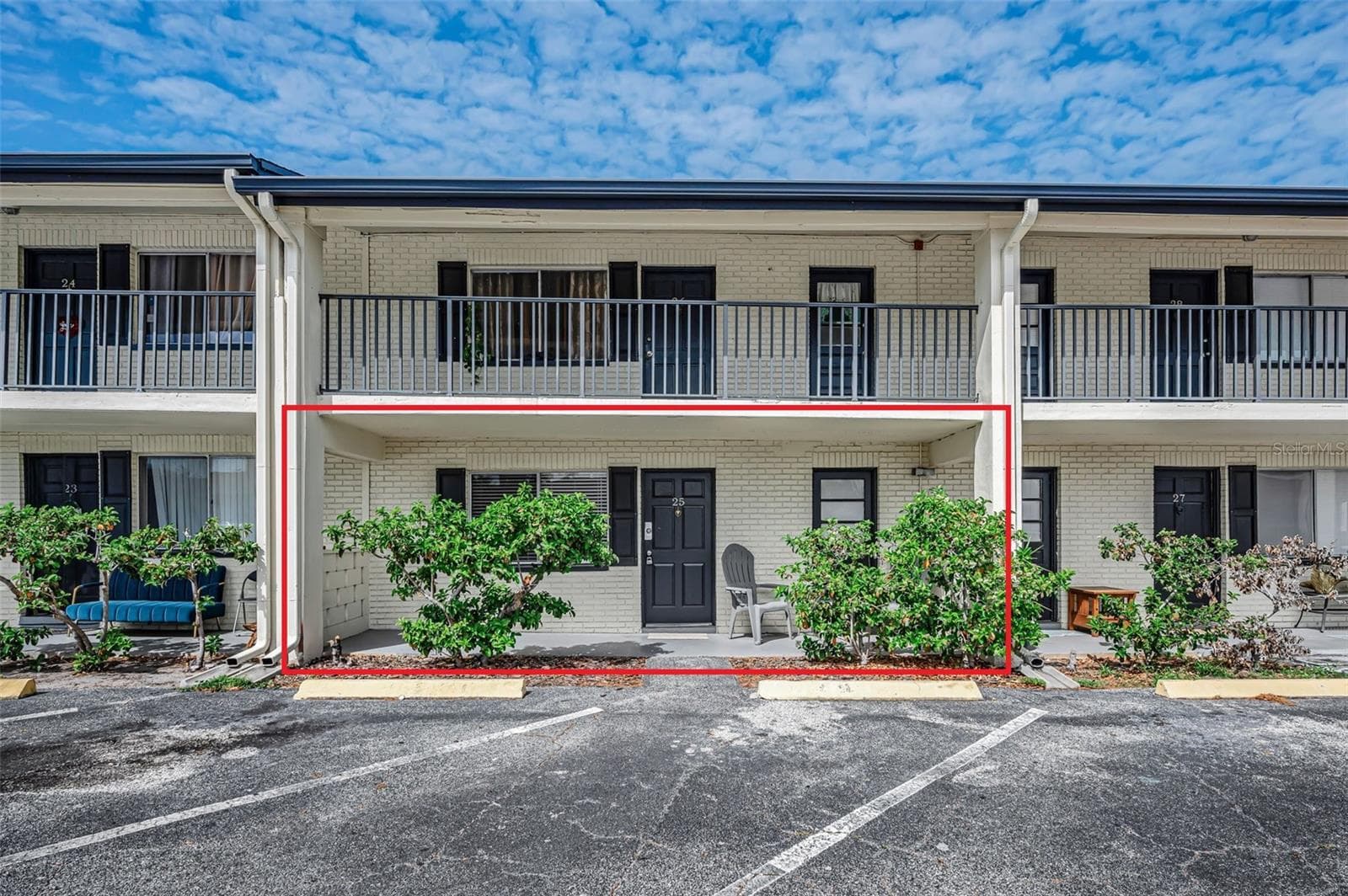 2 N FERNWOOD AVE #25