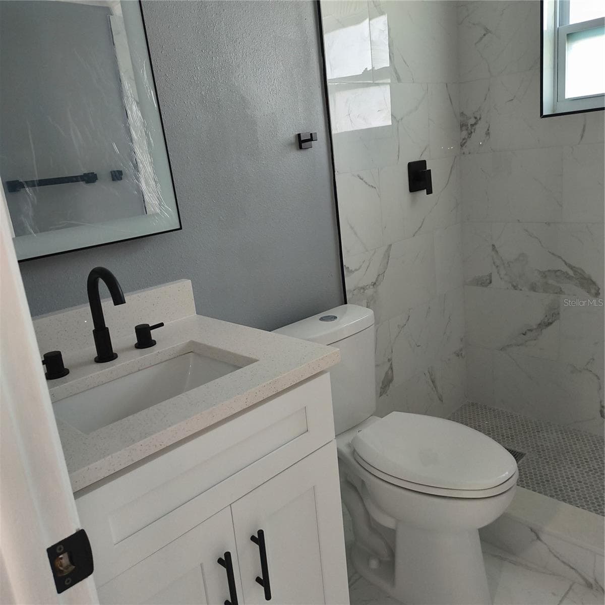 Single Family Residence at 10131 OLD ORCHARD LN, PORT RICHEY, photo 5 of 17