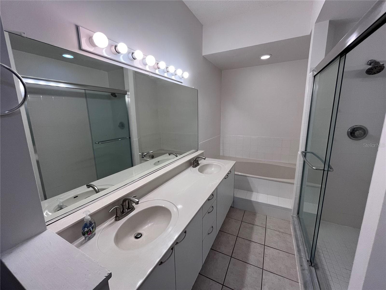 Townhouse at 141 DOVECOTE LN, DAYTONA BEACH, photo 10 of 12