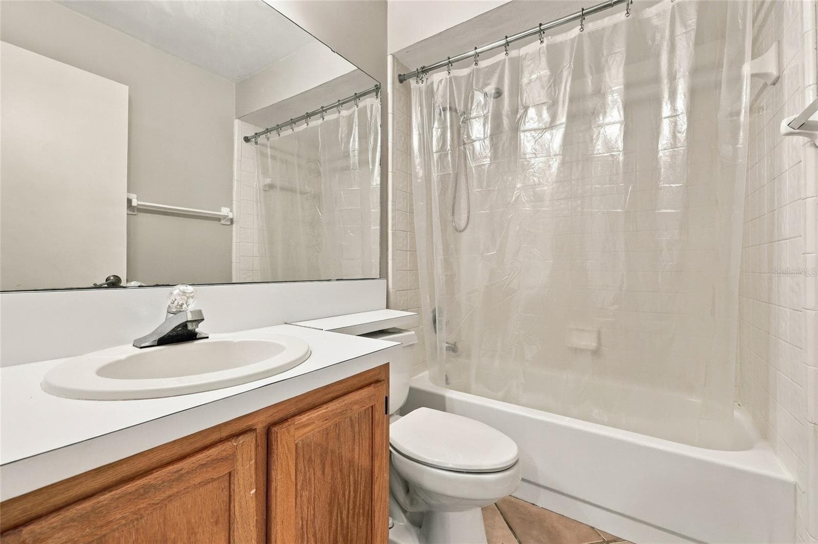 Townhouse at 916 NW 124TH DR, NEWBERRY, photo 19 of 39