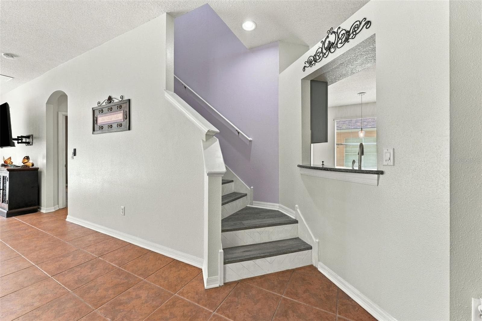 Single Family Residence at 21916 WAVERLY SHORES LN, LAND O LAKES, photo 7 of 78