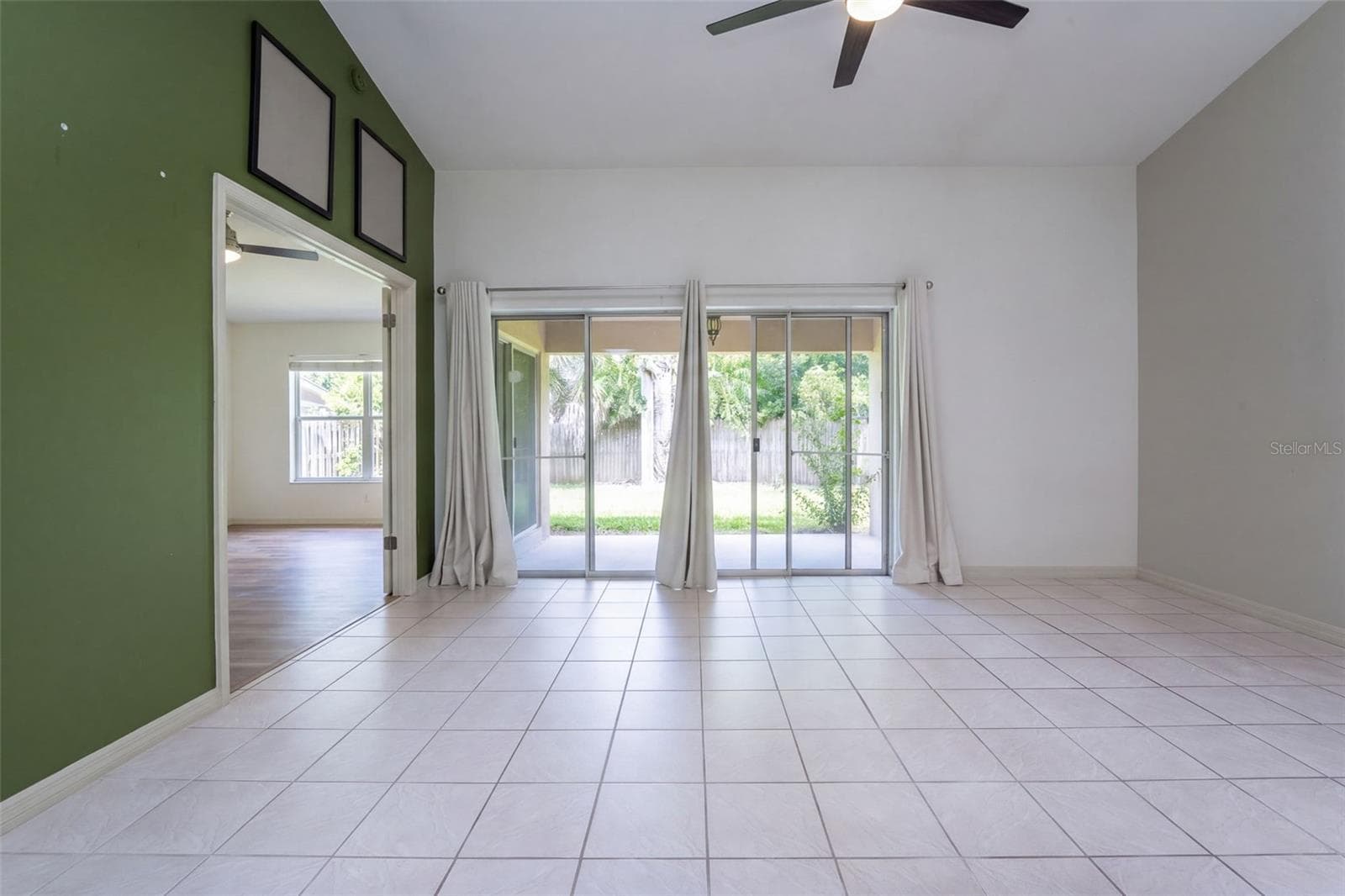 Condominium at 5849 BLUE DAHLIA WAY #12, ORLANDO, photo 6 of 20