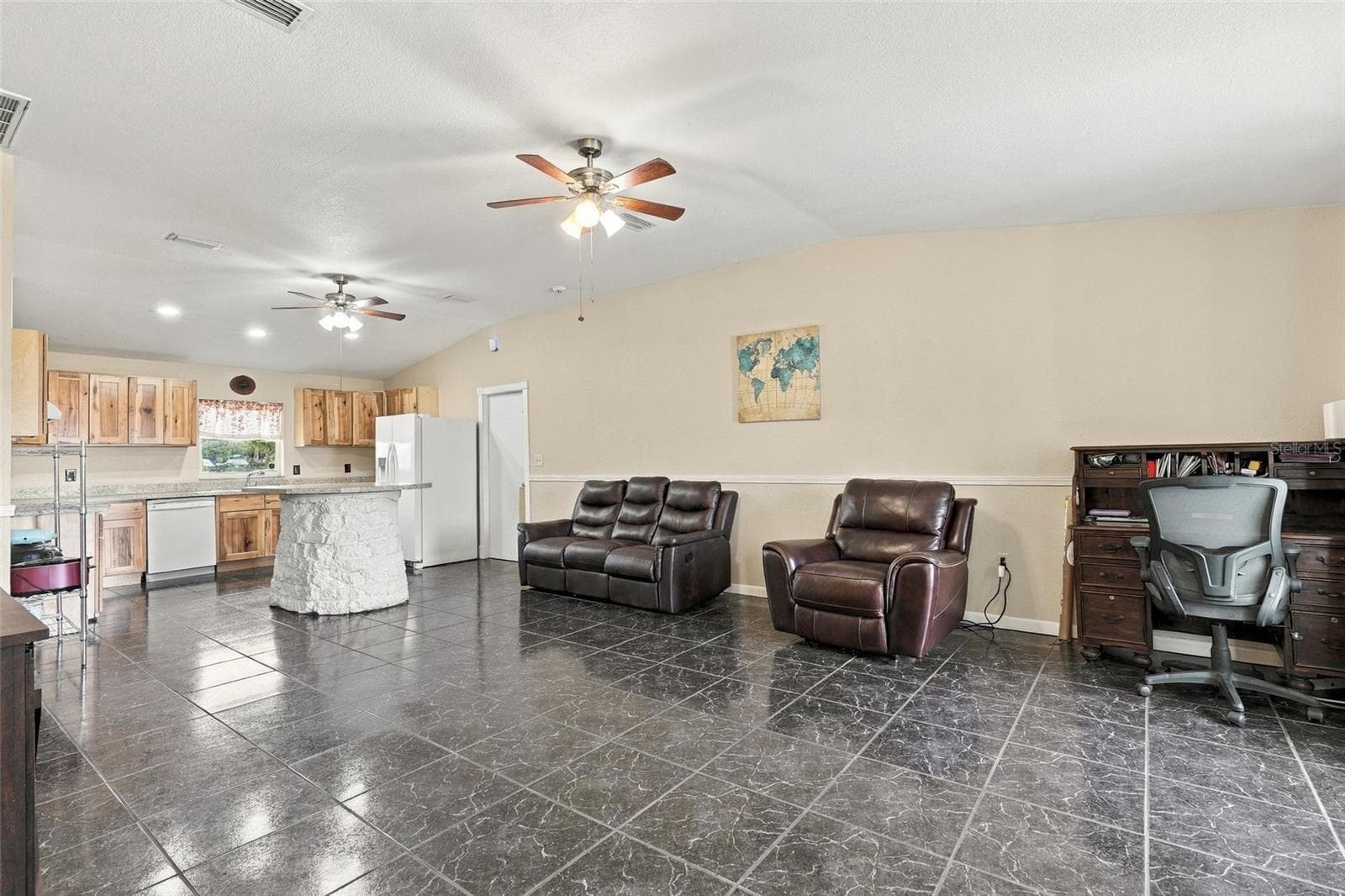 Single Family Residence at 470 RIDGECREST DR, PUNTA GORDA, photo 4 of 31