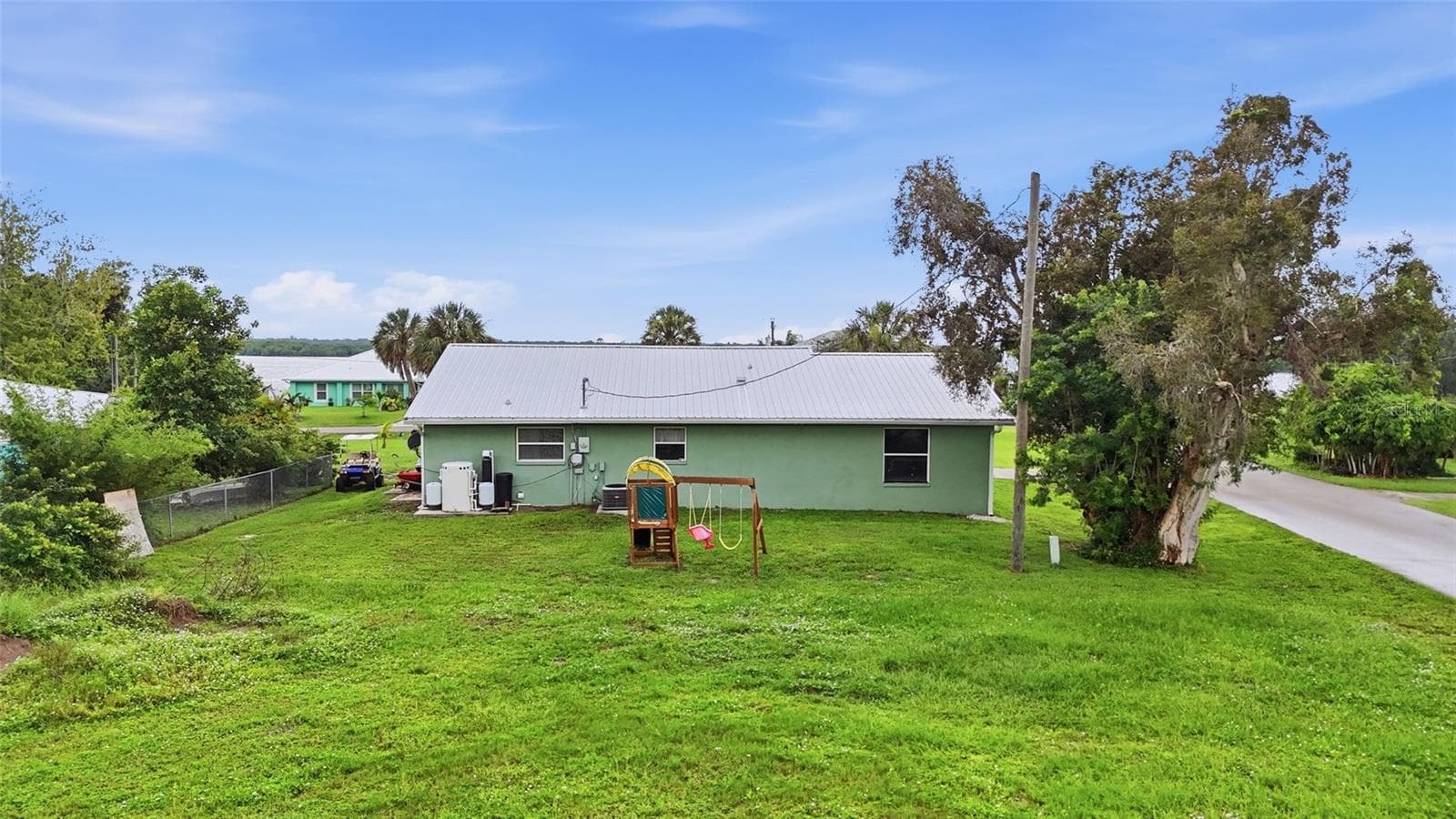 Single Family Residence at 470 RIDGECREST DR, PUNTA GORDA, photo 25 of 31