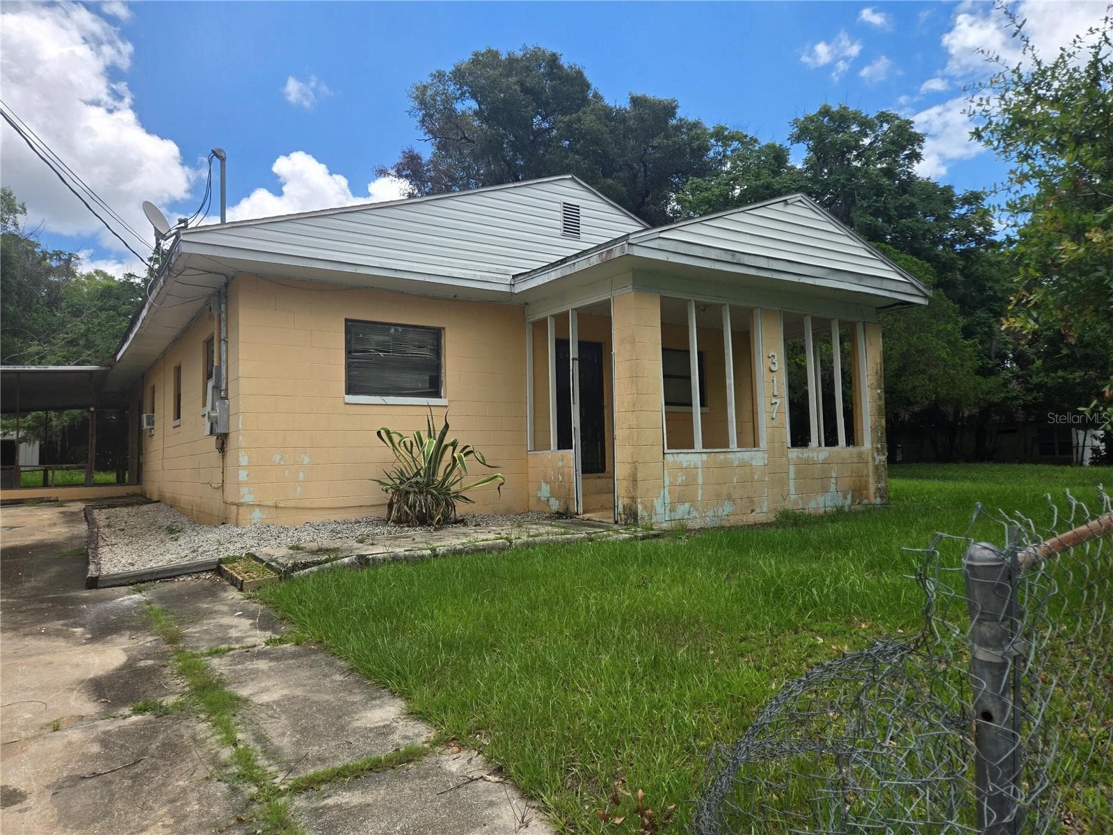 317 S FRANKFORT AVE