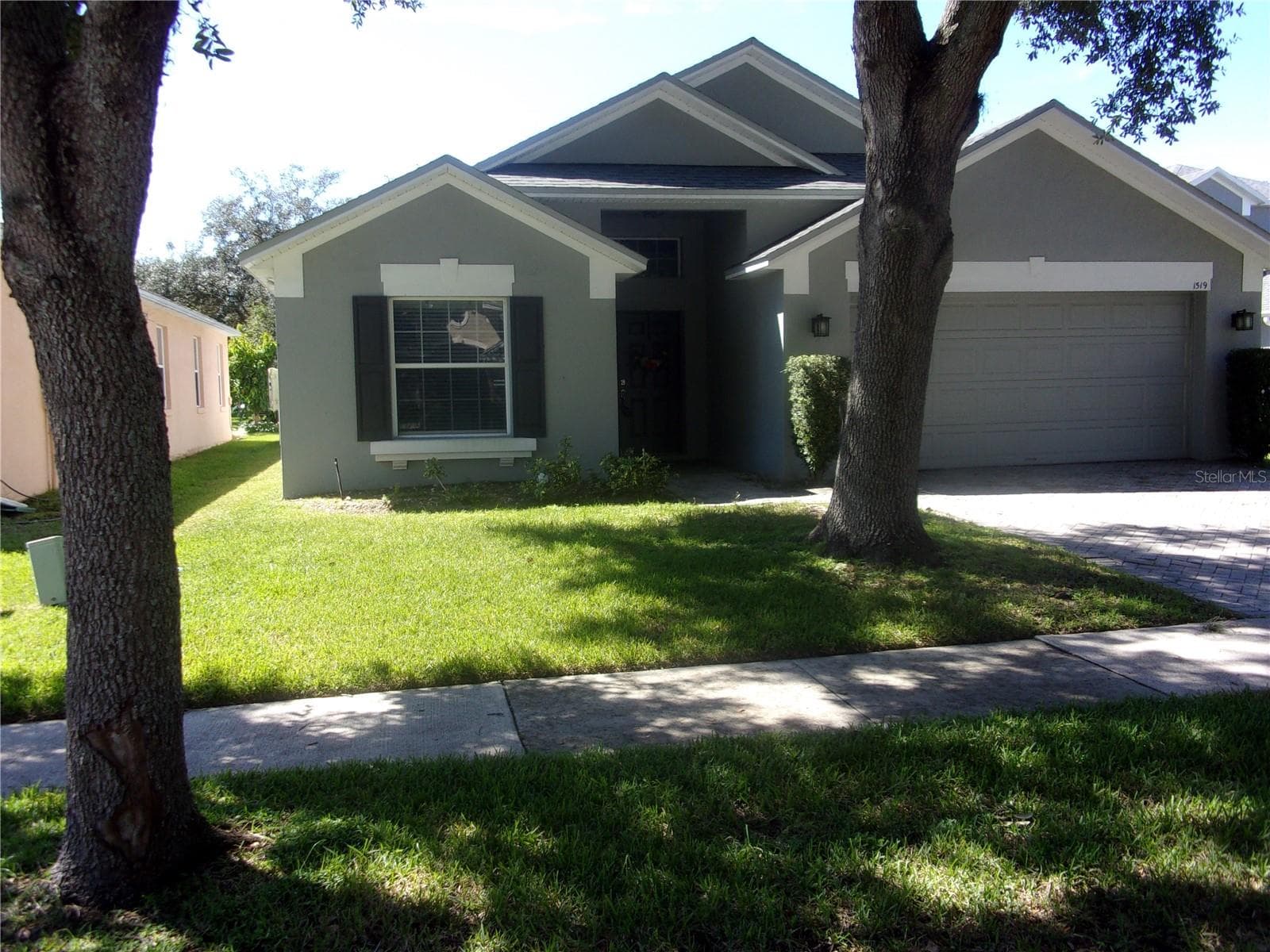 Single Family Residence at 1519 LALIQUE LN, ORLANDO, photo 3 of 28