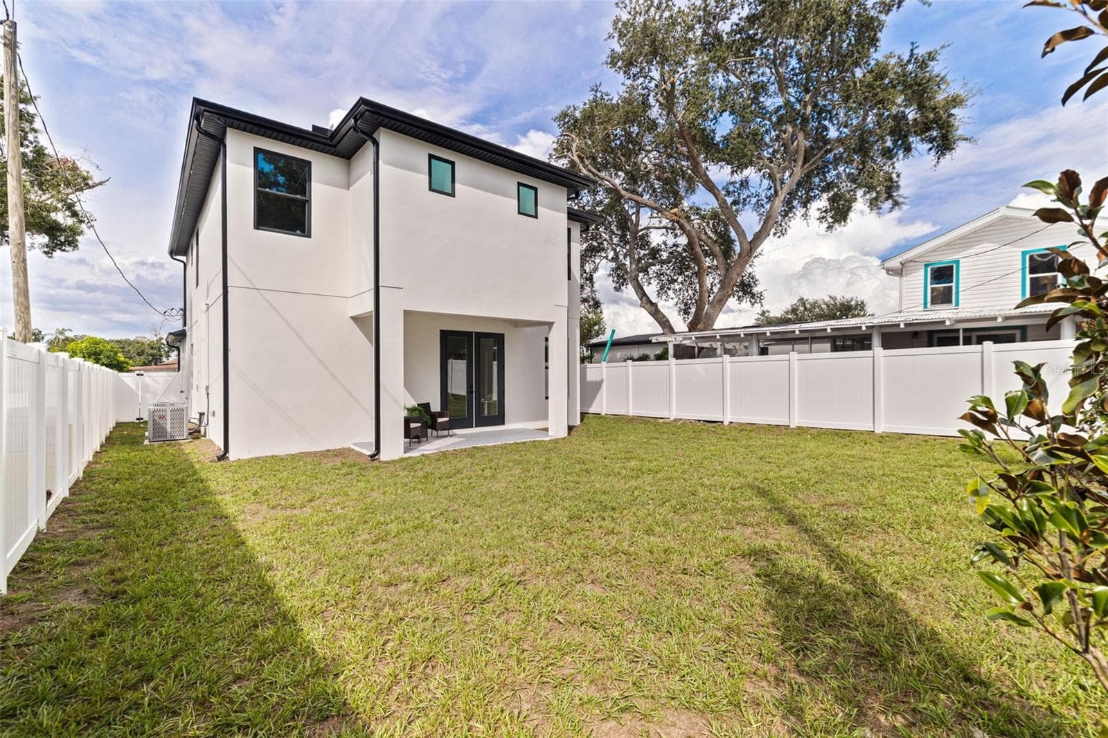 Single Family Residence at 4468 57TH AVE N, ST PETERSBURG, photo 21 of 45