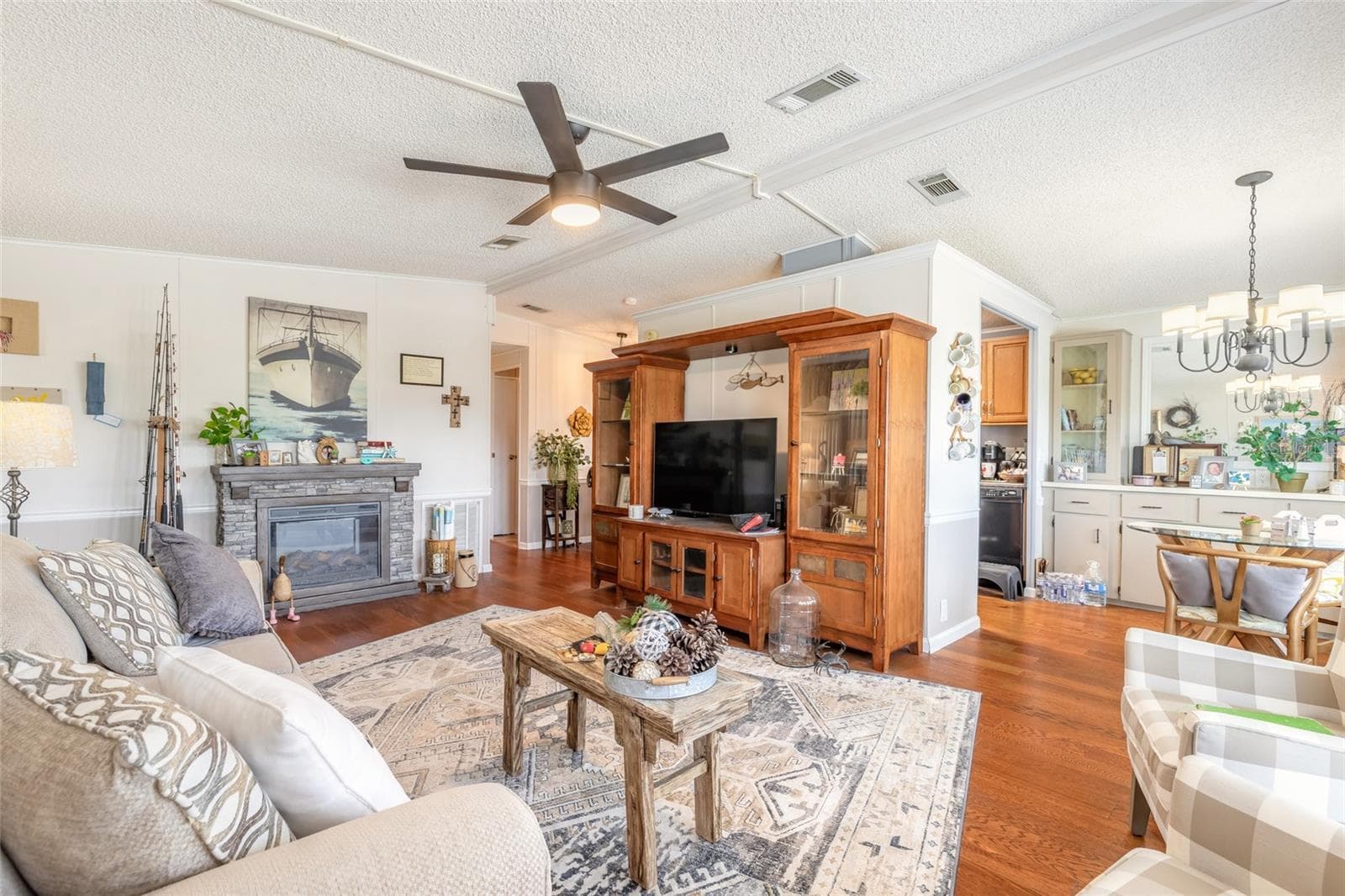 Manufactured Home at 733 INDIAN HILL DR, PORT ORANGE, photo 23 of 42
