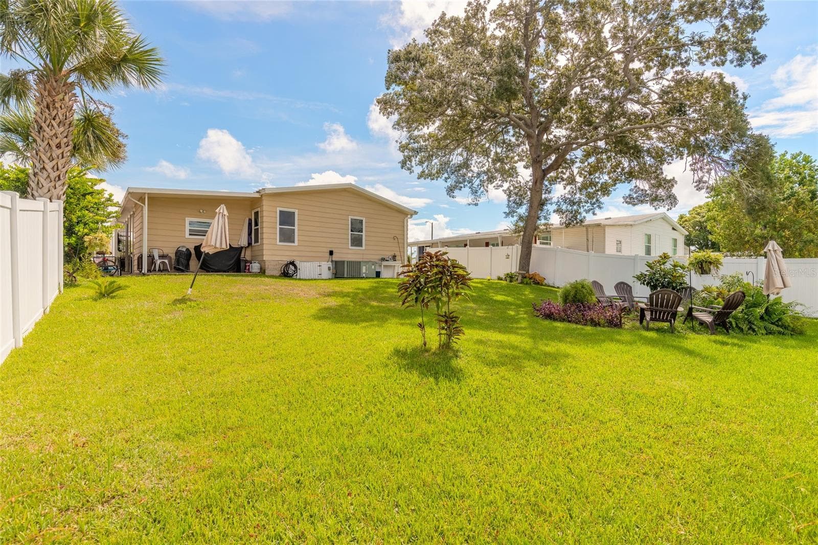 Manufactured Home at 733 INDIAN HILL DR, PORT ORANGE, photo 33 of 42