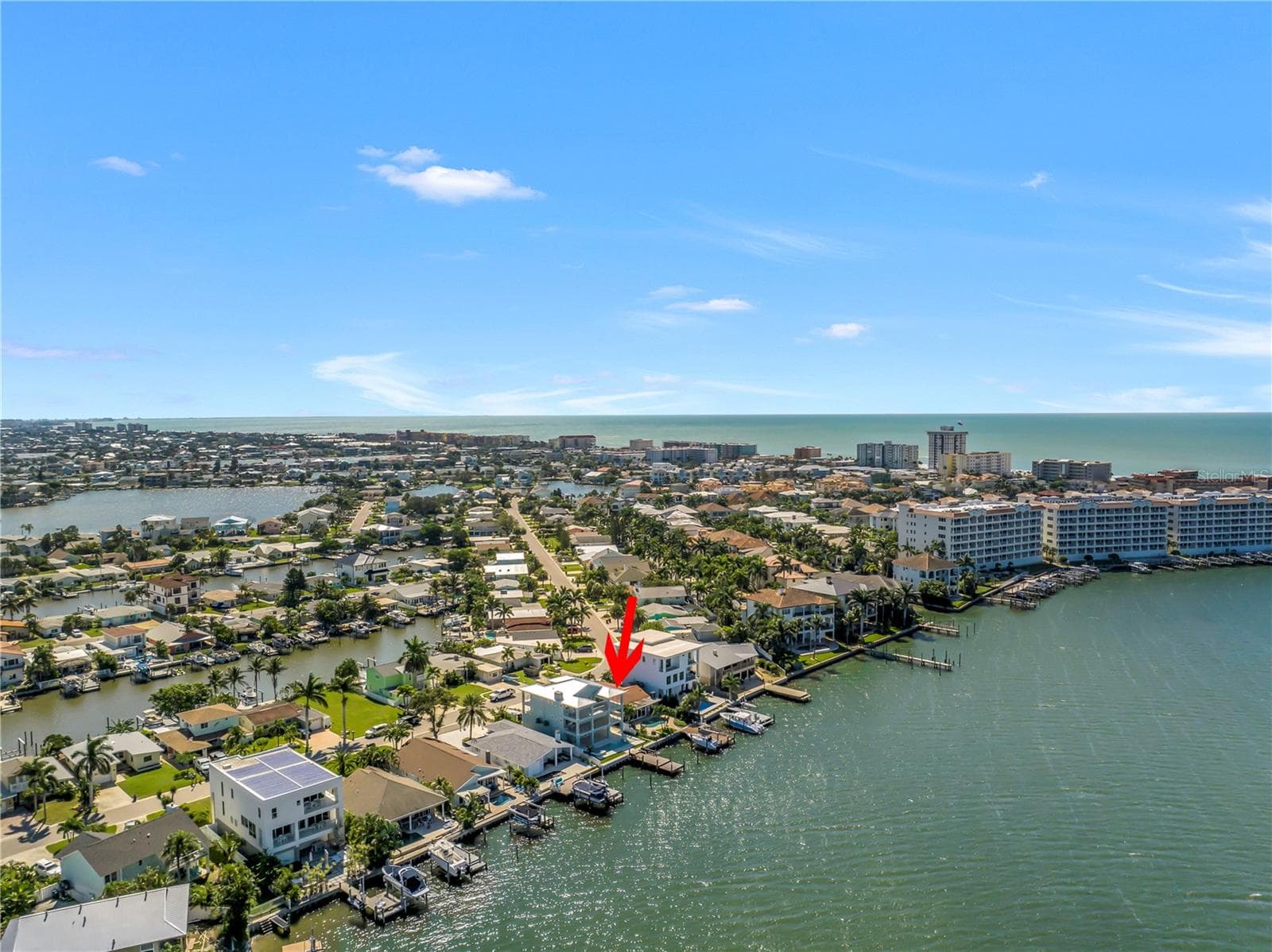 Located on the Intercoastal, but only .4 miles from Gulf beaches - 106 WALL ST, REDINGTON SHORES