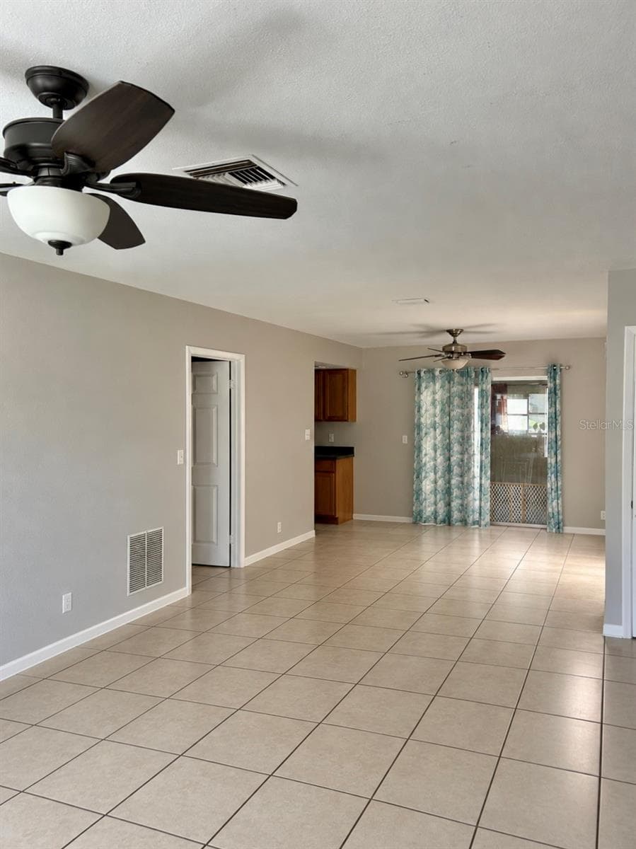 Single Family Residence at 8445 DUNNELLON RD, WEEKI WACHEE, photo 14 of 16