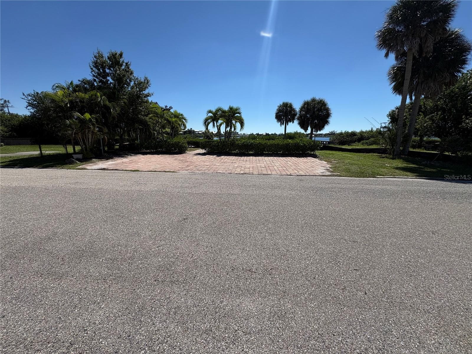 Single Family Residence at 108 SUNRISE DR, NOKOMIS, photo 13 of 36