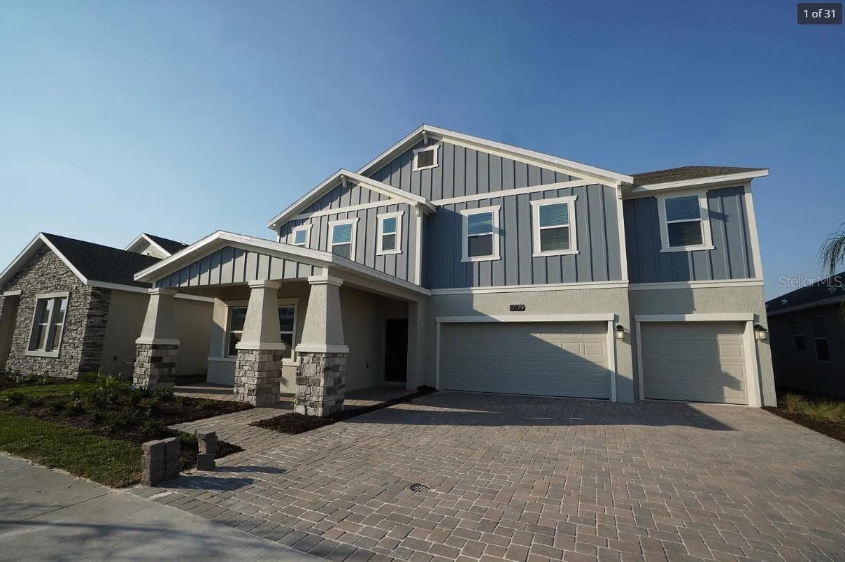 5029 CENTER CT