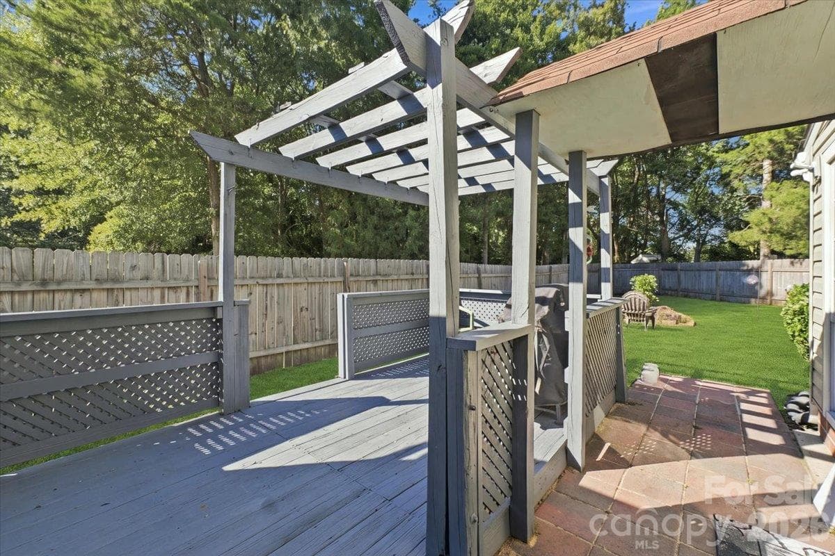 Townhouse at 10905 Rail Tye Place, Pineville, photo 37 of 44
