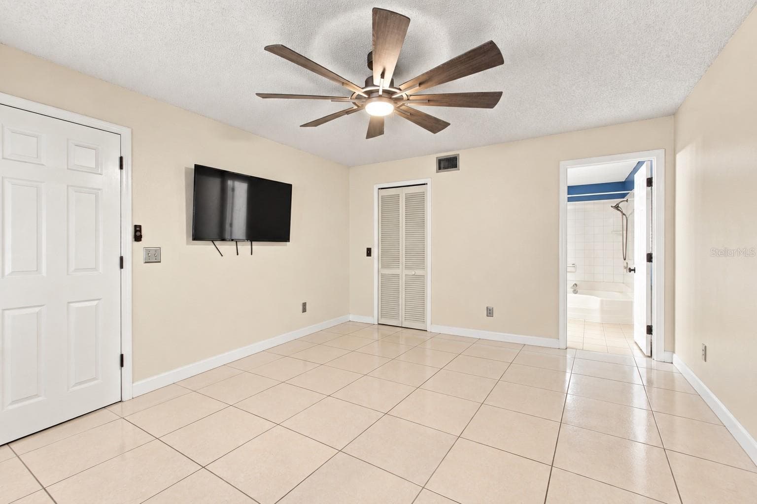 Single Family Residence at 24138 TWIN CT, LAND O LAKES, photo 43 of 85