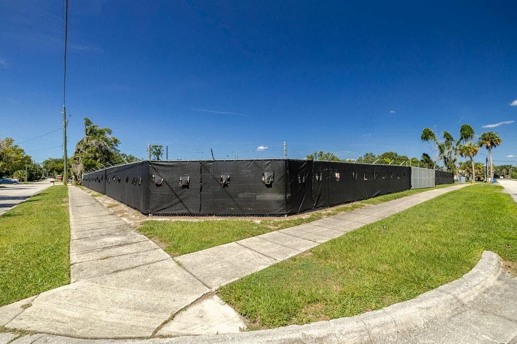 Corner of vacant lot at Voorhis and Dexter - 219 S SPRING GARDEN AVE, DELAND
