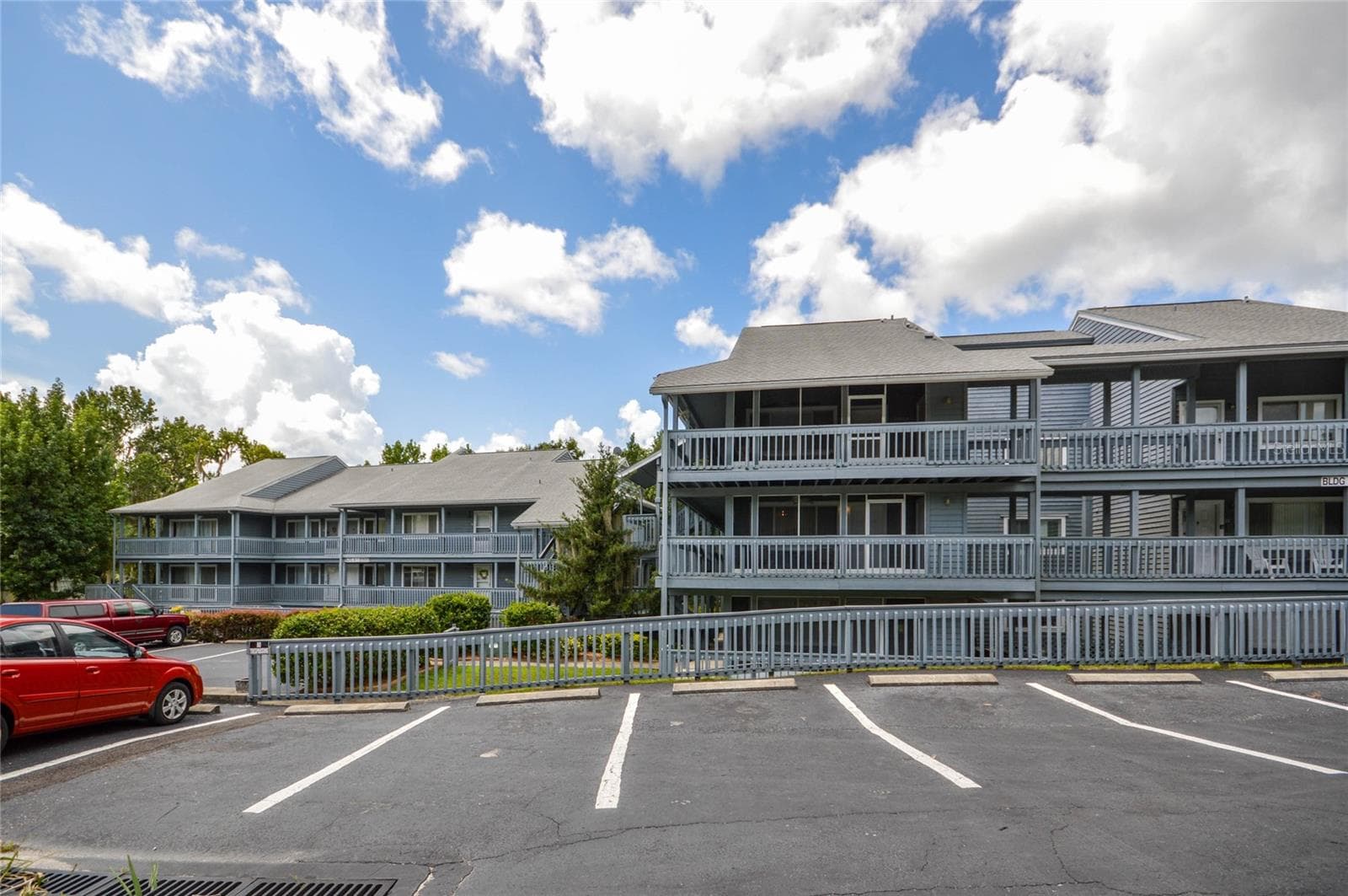 Front of buildings A & B - 20820 RIVER DR #B25, DUNNELLON