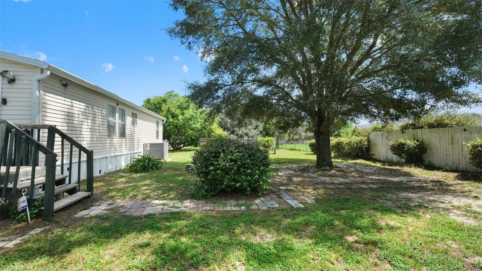 Manufactured Home at 16100 LACANTO ST, BROOKSVILLE, photo 2 of 43