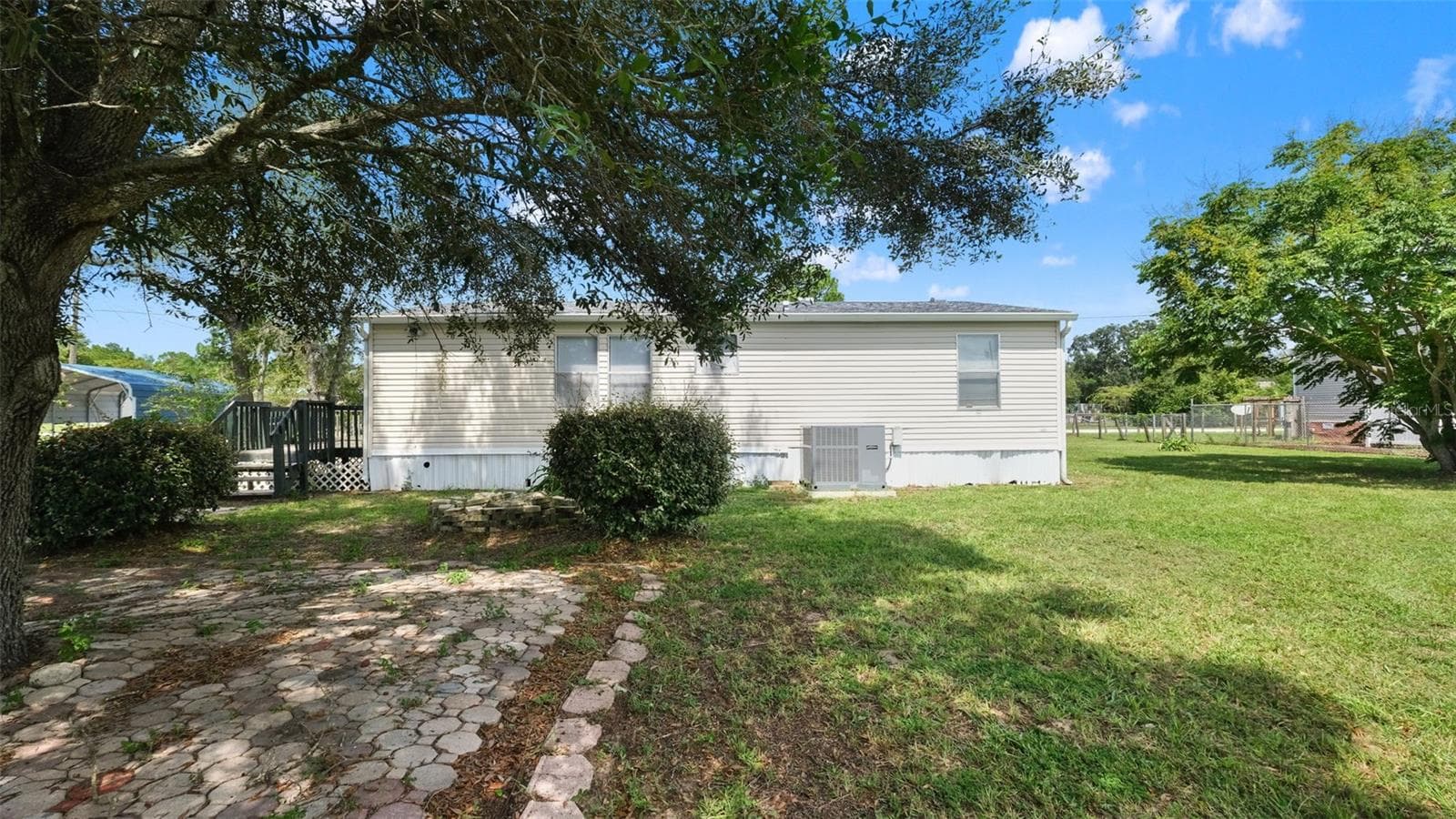 Manufactured Home at 16100 LACANTO ST, BROOKSVILLE, photo 8 of 43
