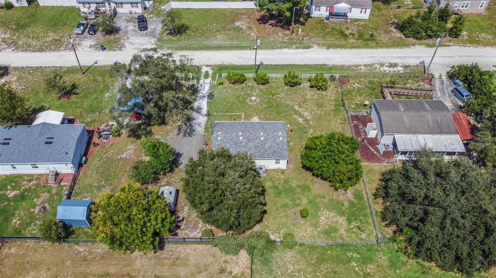 Manufactured Home at 16100 LACANTO ST, BROOKSVILLE, photo 12 of 43