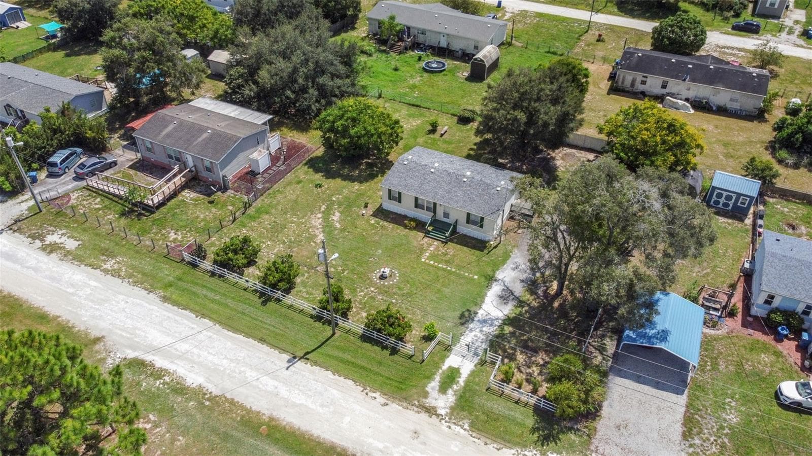 Manufactured Home at 16100 LACANTO ST, BROOKSVILLE, photo 15 of 43