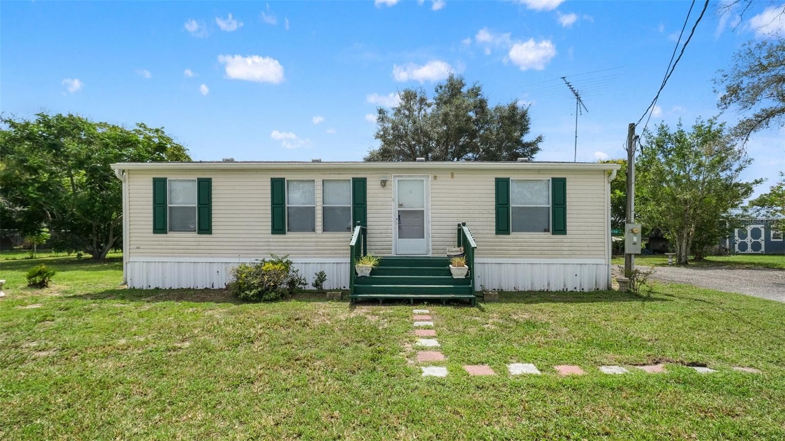 Manufactured Home at 16100 LACANTO ST, BROOKSVILLE, photo 18 of 43