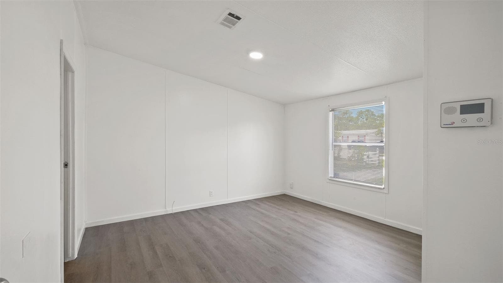 Manufactured Home at 16100 LACANTO ST, BROOKSVILLE, photo 38 of 43