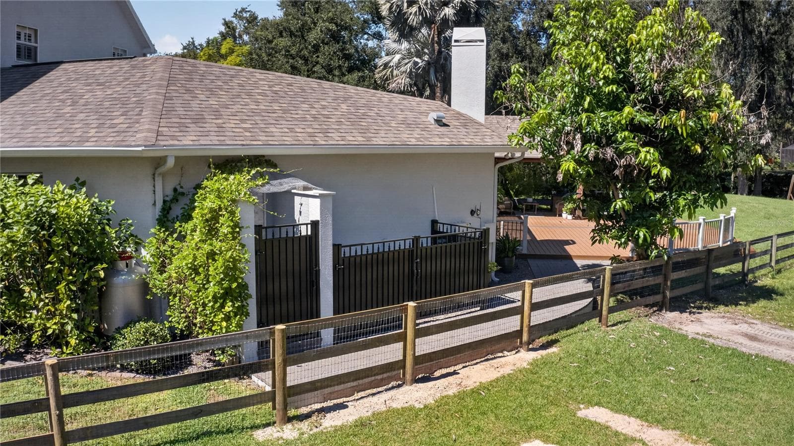 Single Family Residence at 19601 EAGLE CREST DR, LUTZ, photo 92 of 104