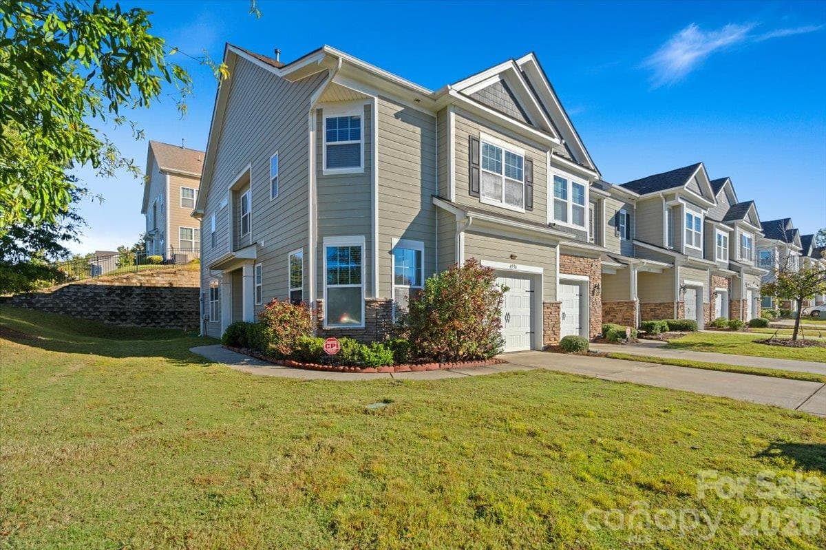 6556 Harris River Way