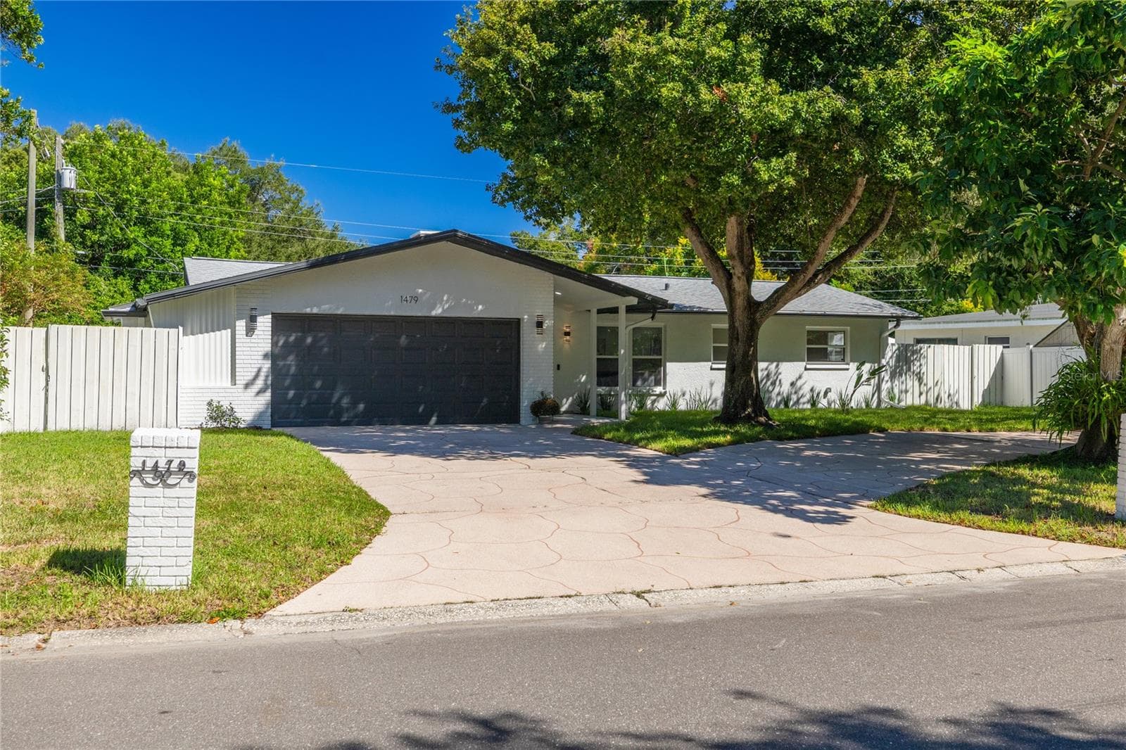 Single Family Residence at 1479 S EVERGREEN AVE, CLEARWATER, photo 2 of 30