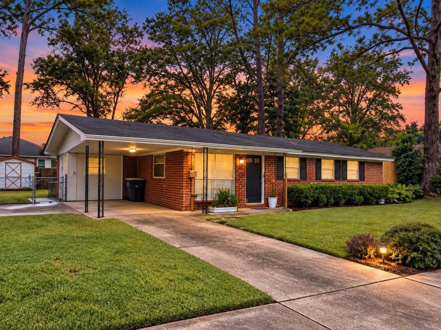 4121 SHARBETH DR E