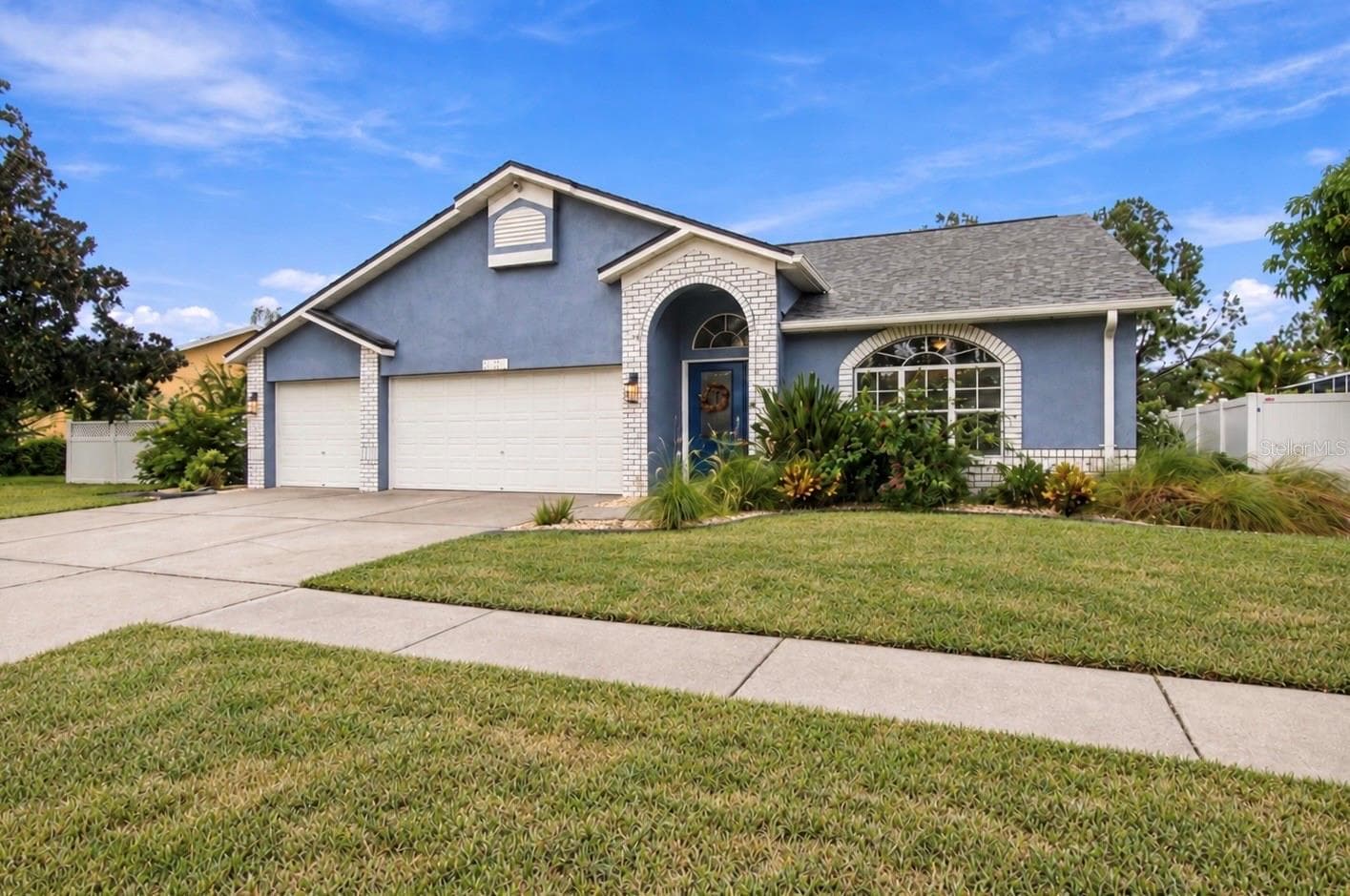 Single Family Residence at 10810 SAILBROOKE DR, RIVERVIEW, photo 2 of 40
