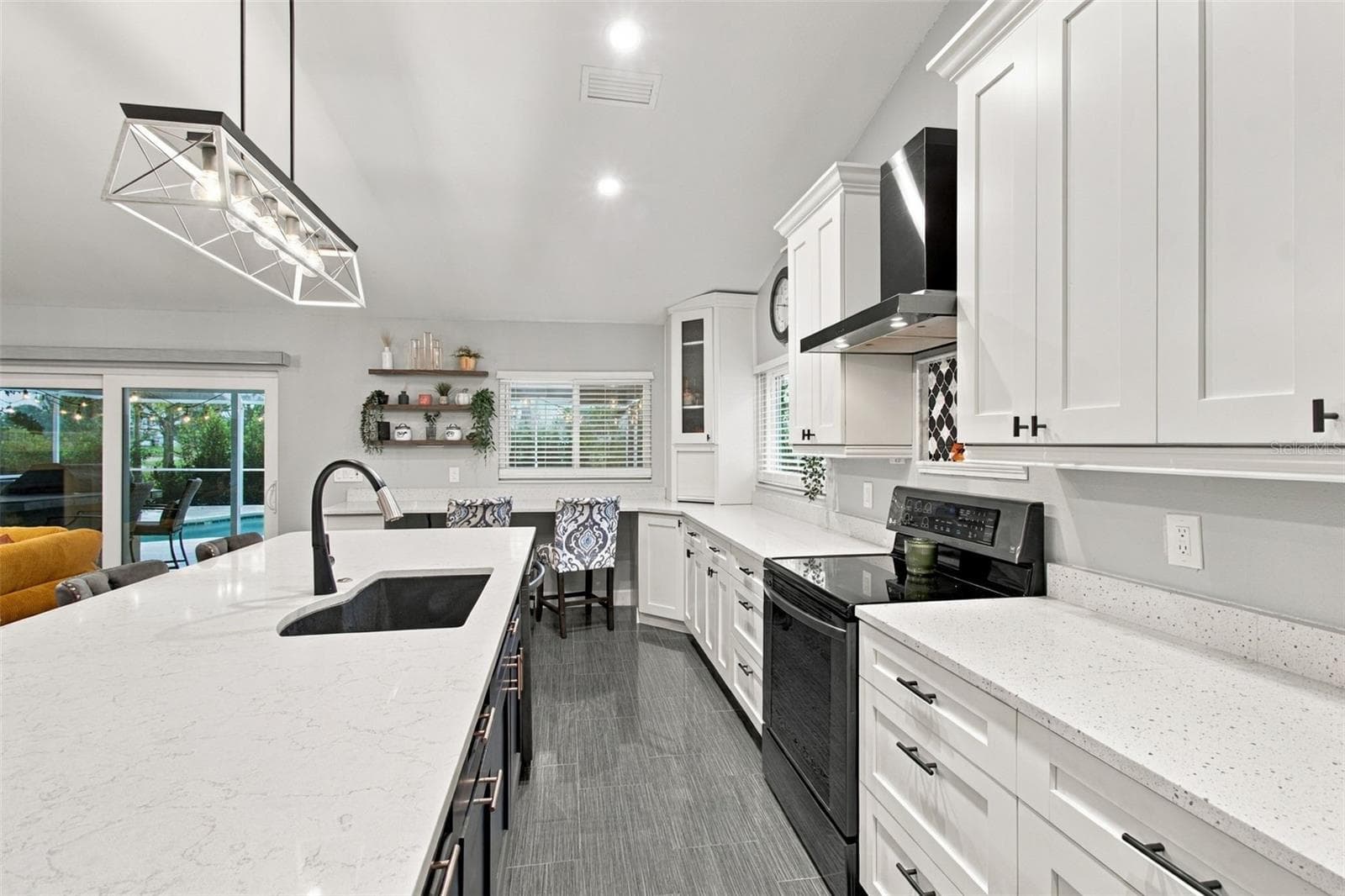 Single Family Residence at 10810 SAILBROOKE DR, RIVERVIEW, photo 16 of 40