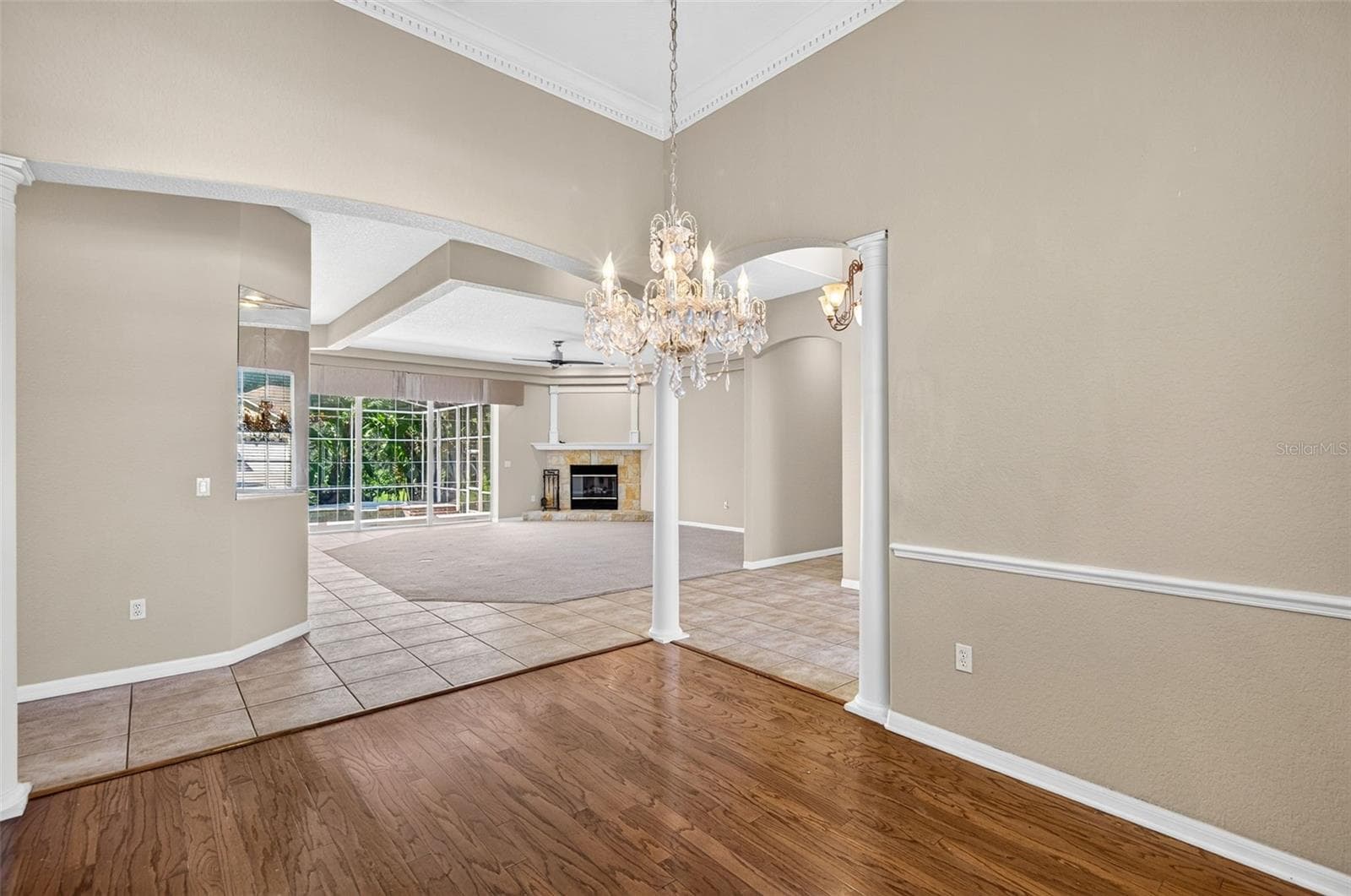 Single Family Residence at 725 CITRUS WOOD LN, VALRICO, photo 9 of 74