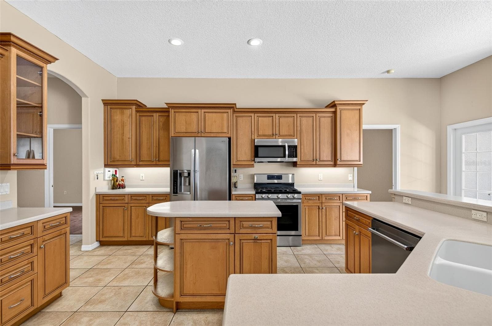 Single Family Residence at 725 CITRUS WOOD LN, VALRICO, photo 13 of 74