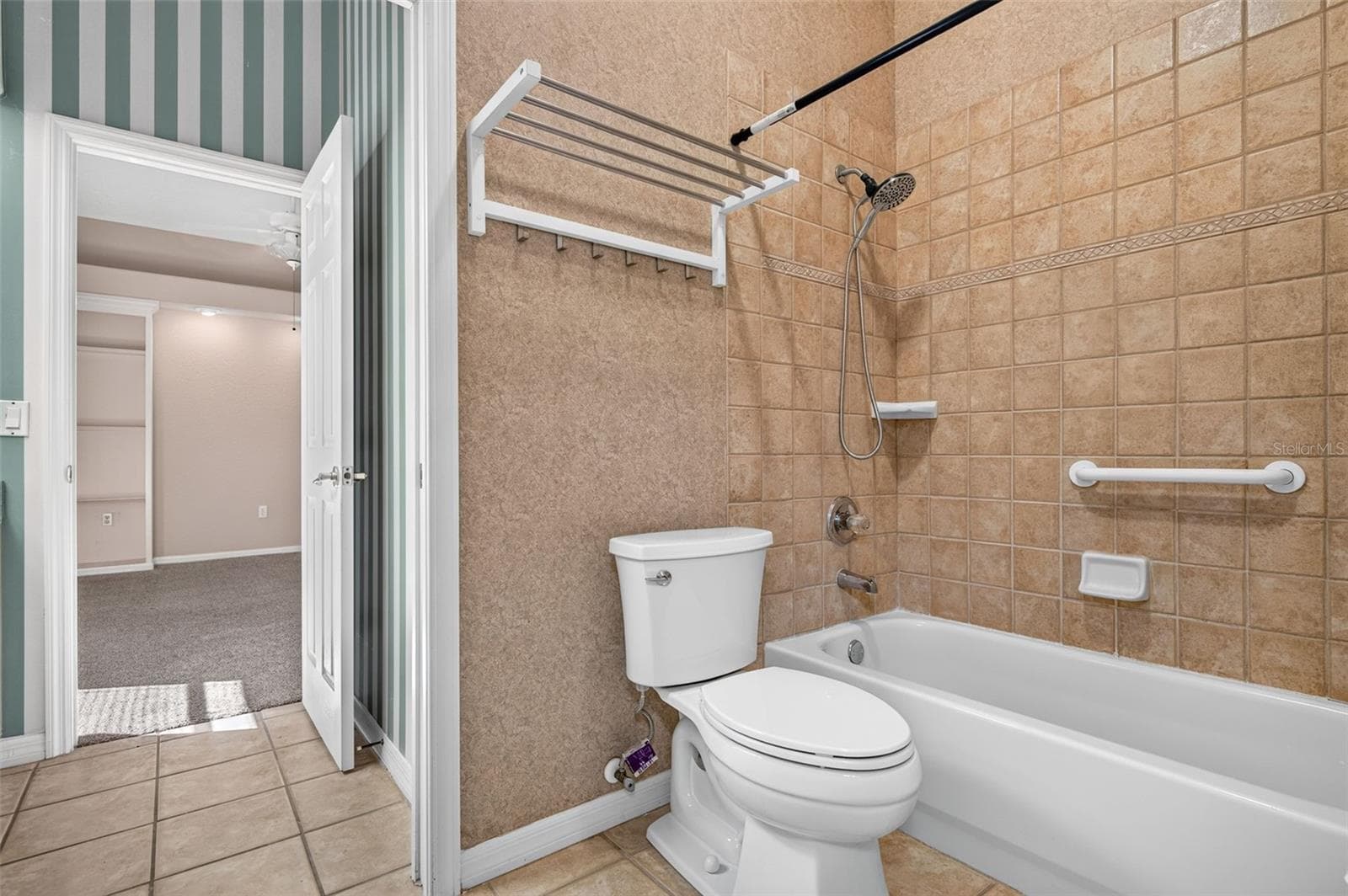 Single Family Residence at 725 CITRUS WOOD LN, VALRICO, photo 37 of 74