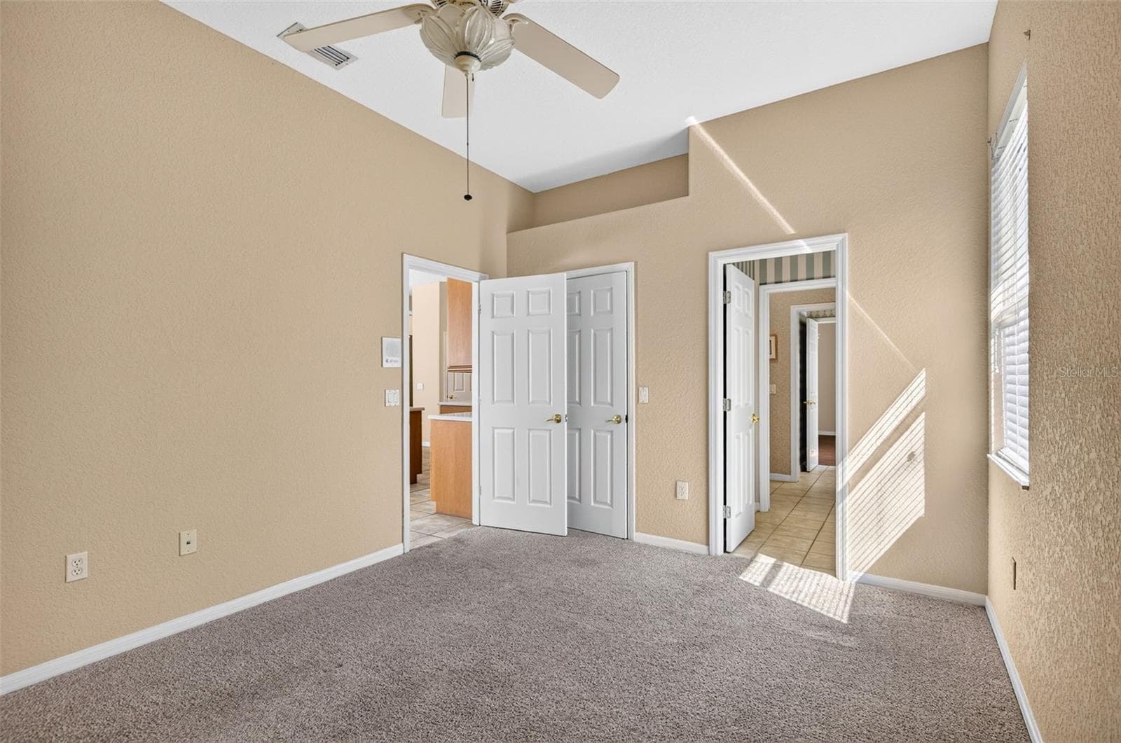Single Family Residence at 725 CITRUS WOOD LN, VALRICO, photo 40 of 74
