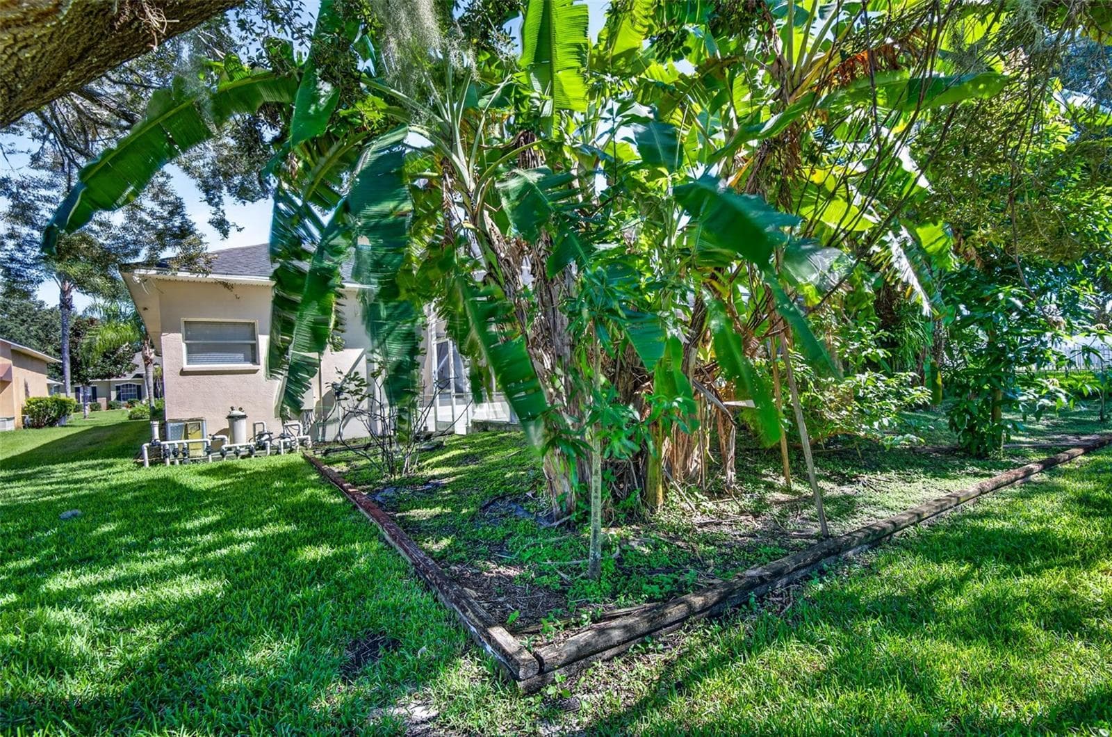 Single Family Residence at 725 CITRUS WOOD LN, VALRICO, photo 64 of 74