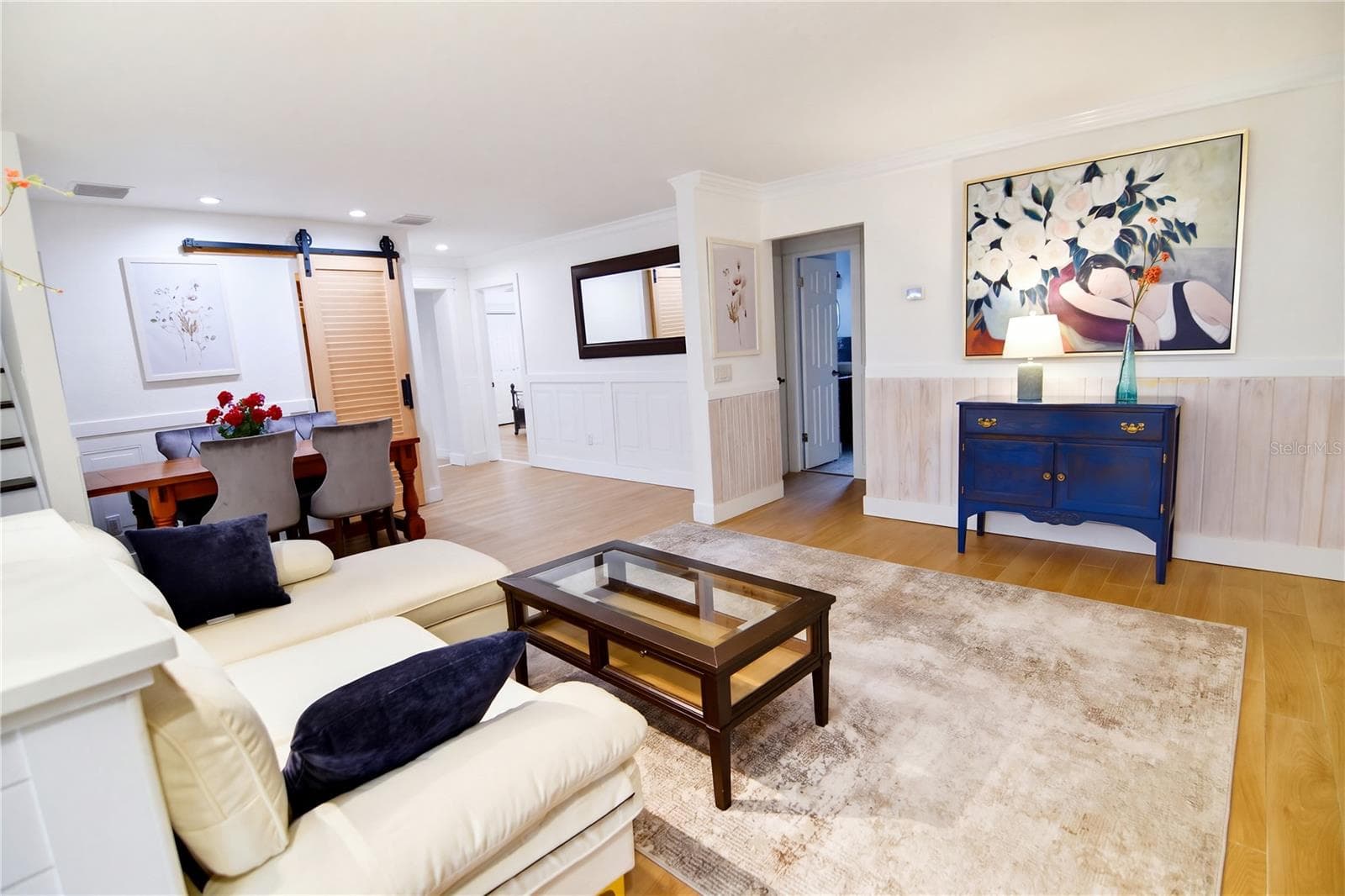 Additional living room perspective showcasing the home's comfortable and functional layout. - 1611 CHESTNUT AVE, WINTER PARK
