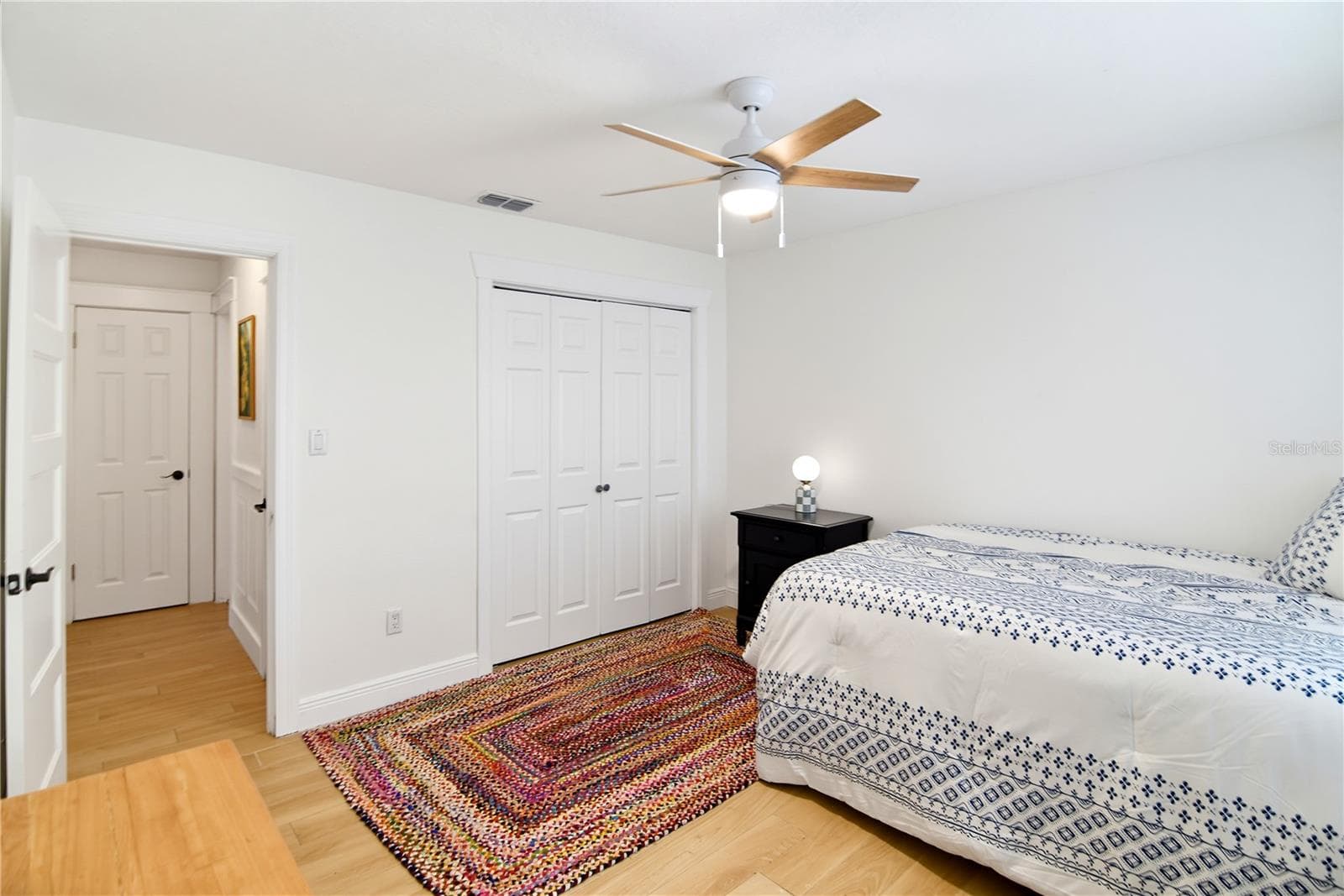 Additional bedroom perspective highlighting the closet space and versatile layout. - 1611 CHESTNUT AVE, WINTER PARK
