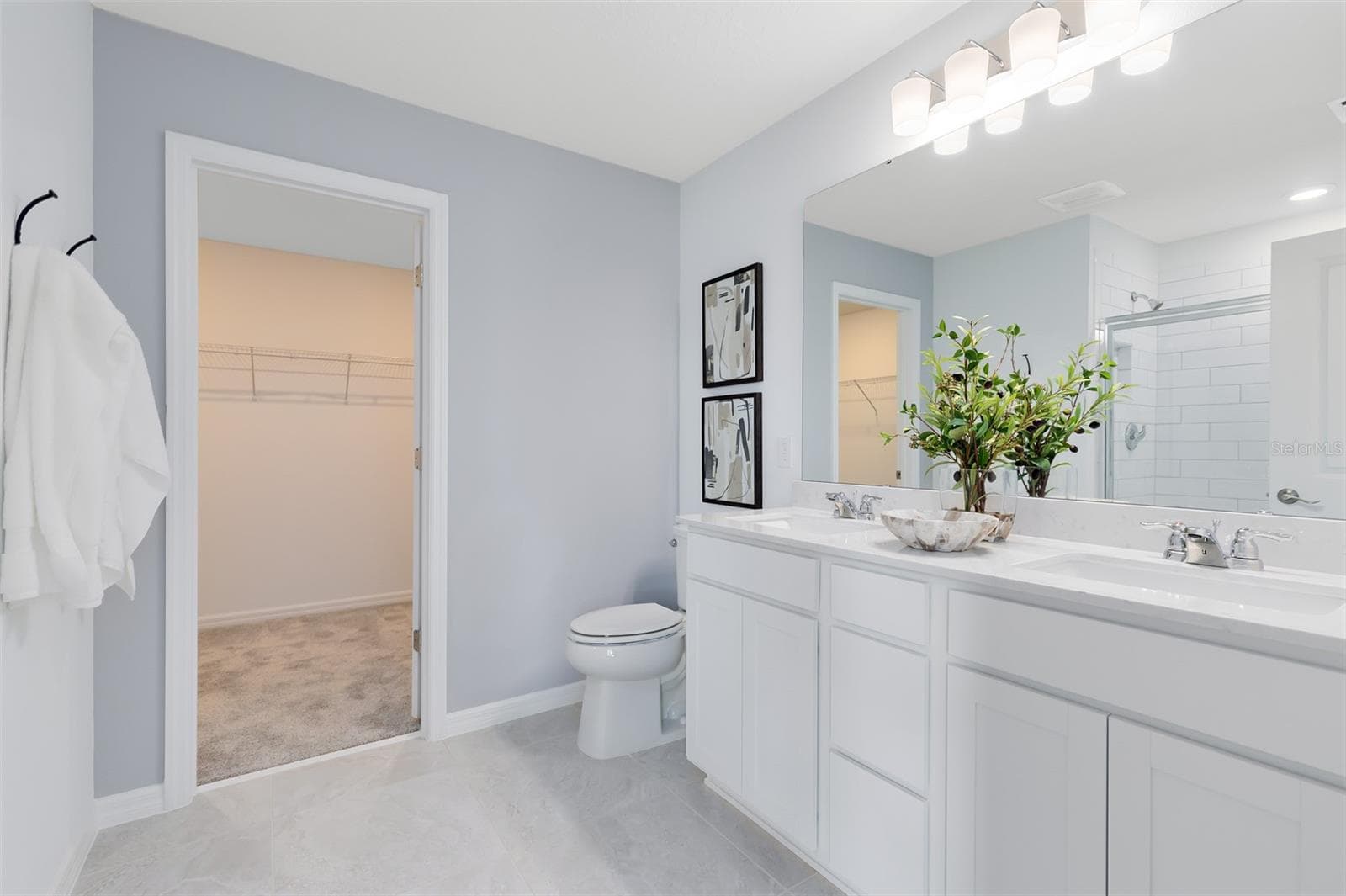 Model Home Design Only. Pictures and furnishings are for illustrative purposes only. Elevations, colors and options may vary. Furniture is for model home staging only. - 4734 HARRINGTON FIELDS DRIVE, DAVENPORT