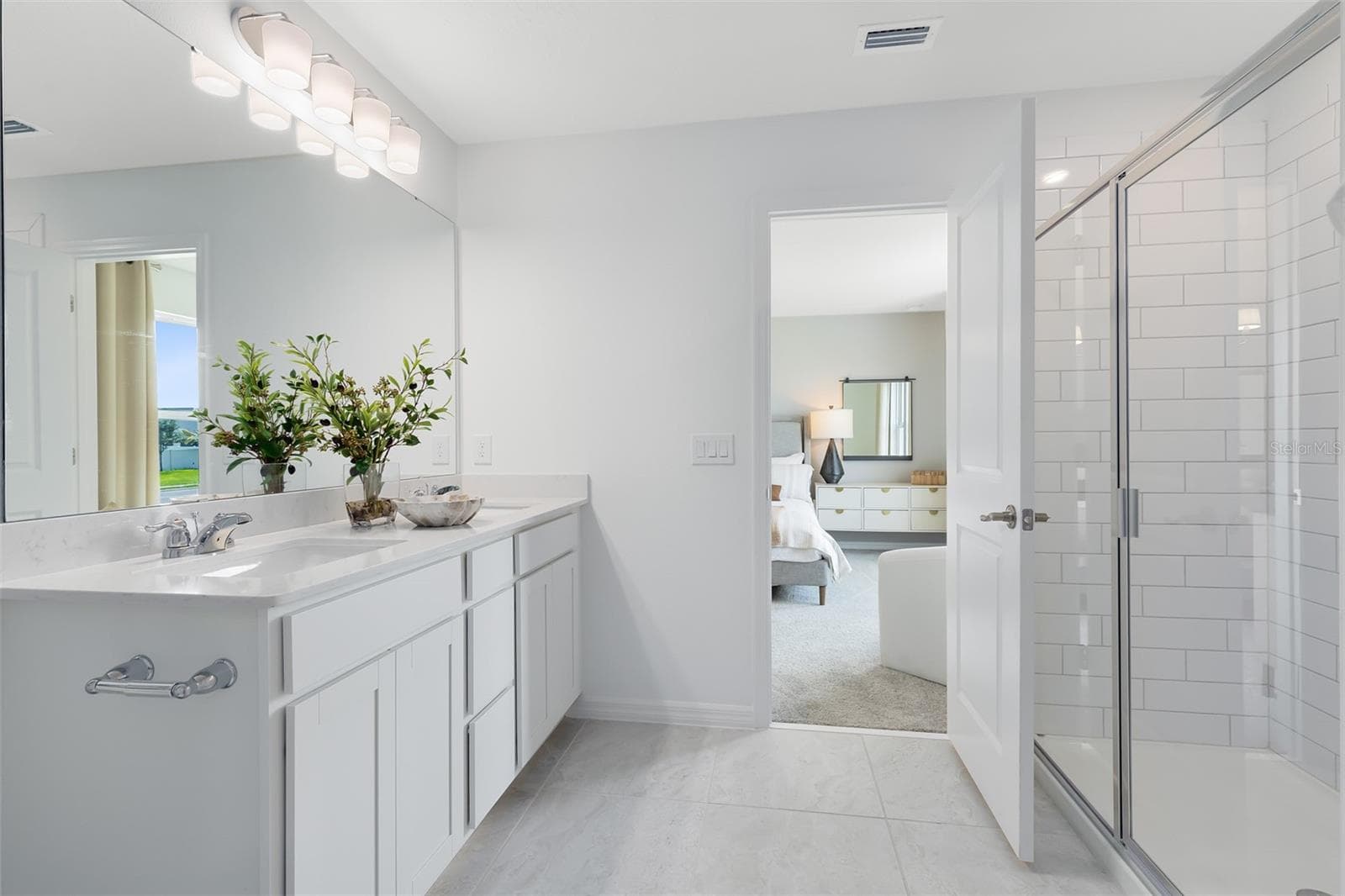 Model Home Design Only. Pictures and furnishings are for illustrative purposes only. Elevations, colors and options may vary. Furniture is for model home staging only. - 4734 HARRINGTON FIELDS DRIVE, DAVENPORT