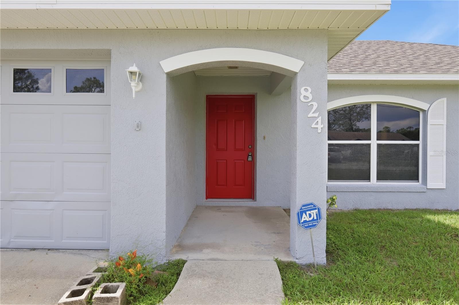 Single Family Residence at 824 ALCAN AVE, DELTONA, photo 2 of 30