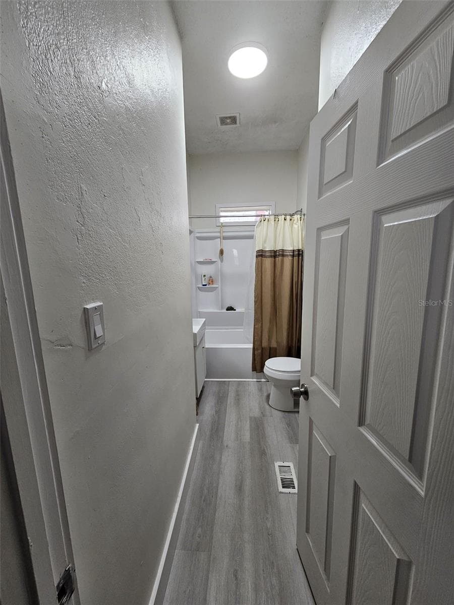 Single Family Residence at 627 NE 8TH AVE, OCALA, photo 10 of 20