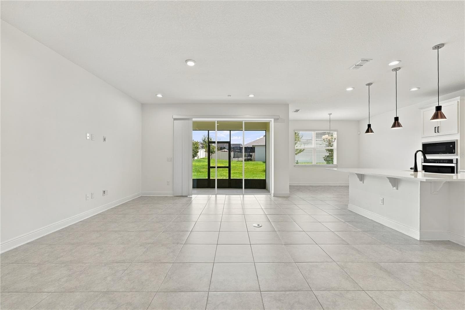 Single Family Residence at 4480 LIONS GATE AVE AVE, CLERMONT, photo 4 of 55
