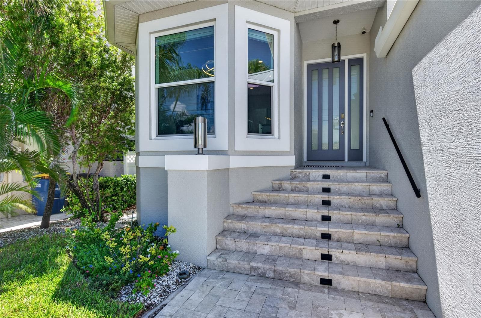 Single Family Residence at 141 BAYSIDE DR, CLEARWATER, photo 9 of 78