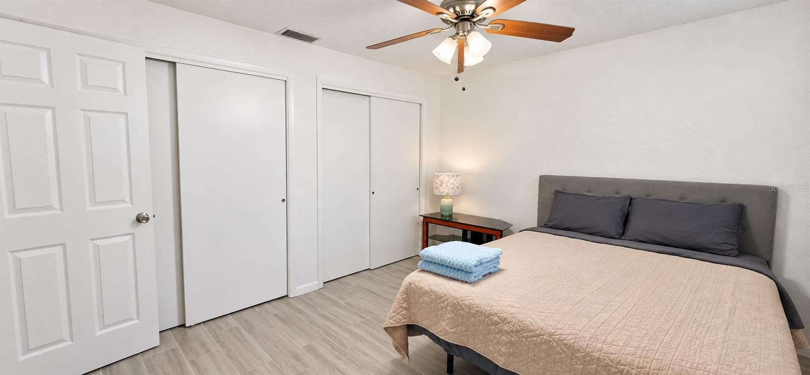 2/1 unit - 8090 50TH AVE N #8092, ST PETERSBURG