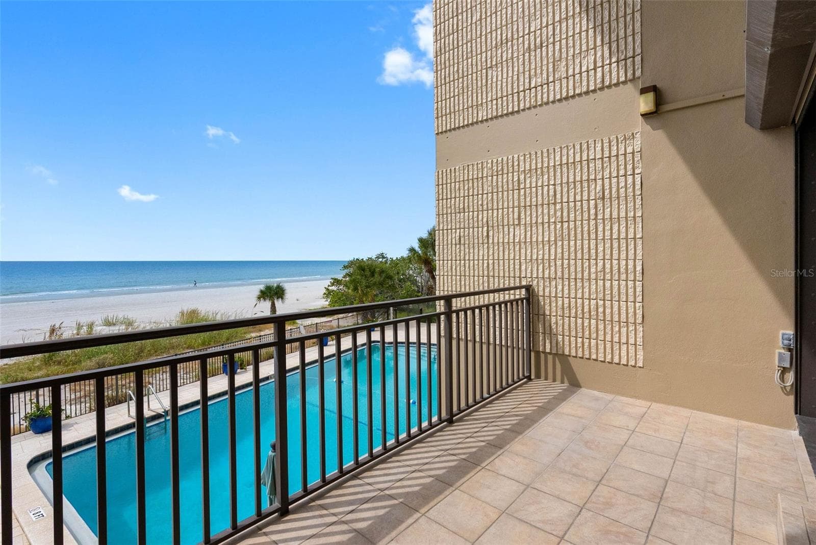 Large private balcony looking to North - 19700 GULF BLVD #202, INDIAN SHORES