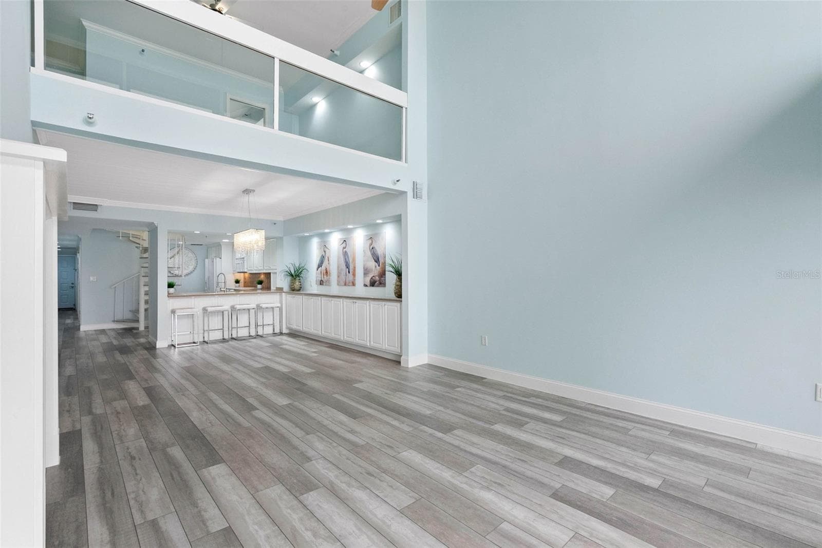 Spacious and open - 19700 GULF BLVD #202, INDIAN SHORES