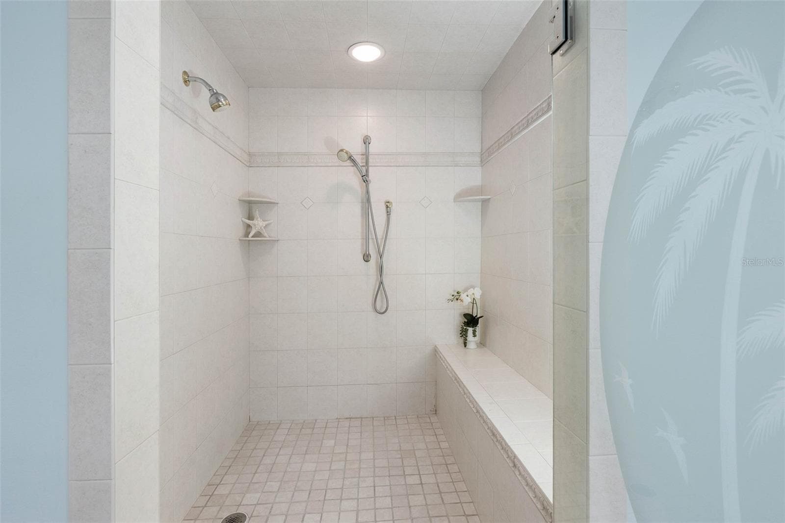 Walk In Primary shower - 19700 GULF BLVD #202, INDIAN SHORES